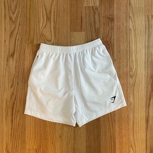 Men’s White Gymshark Shorts (M)